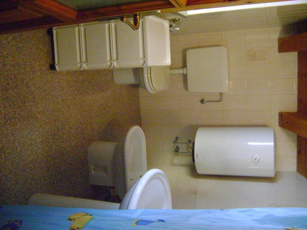 La Maison Nouva 1977 Aosta Luaran gambar